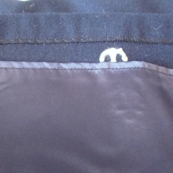 Vineyard Vines Women's Mini Skirt, Navy Blue, Embroidered Gold Anchors, Size 14 - Picture 7 of 11